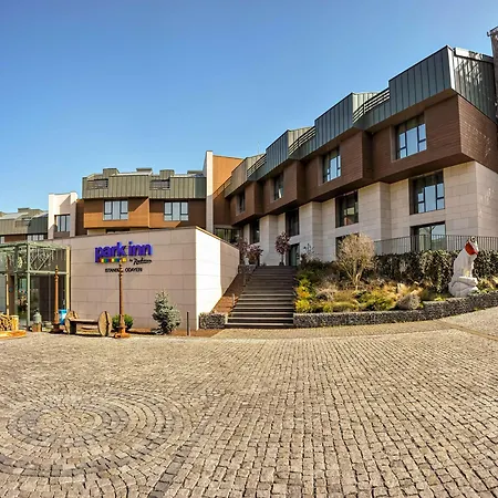 Park By Radisson Airport Odayeri ホテル