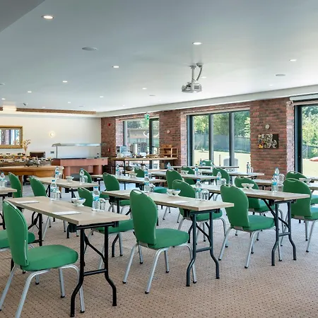 Park By Radisson Airport Odayeri ホテル