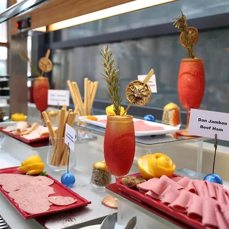 Park By Radisson Airport Odayeri فندق