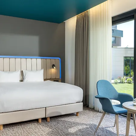 Park By Radisson Airport Odayeri 4*