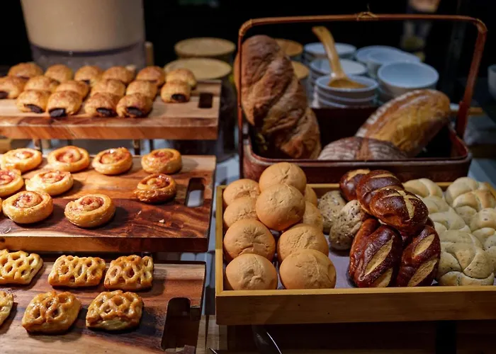 Park By Radisson Airport Odayeri